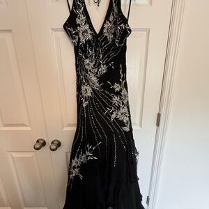 Beautiful LU Classic Formal dress Priced to Sell!!